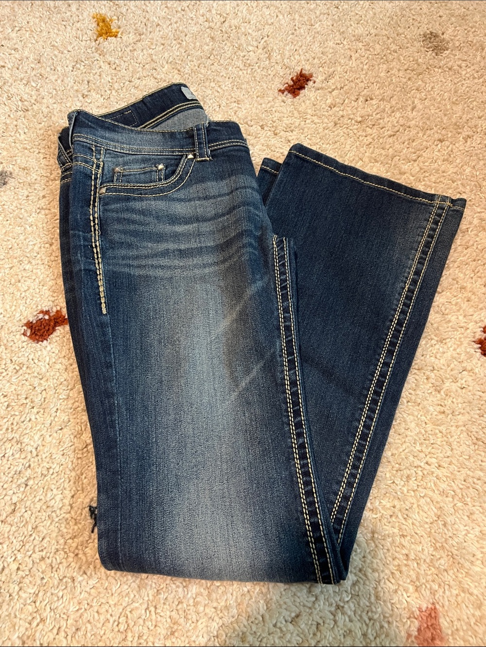 Classic Women's Dark Blue Stretch Jeans